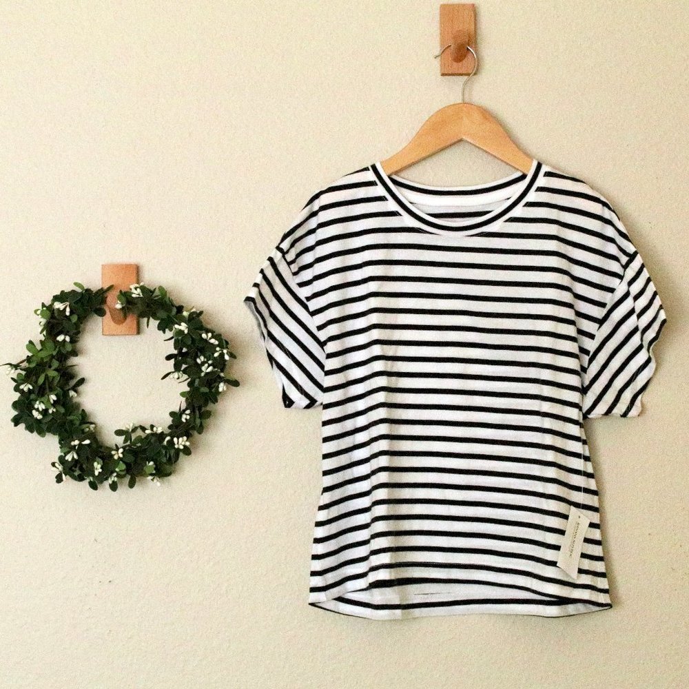 Banana Republic SUPIMA® Cotton Boxy Cropped Tee